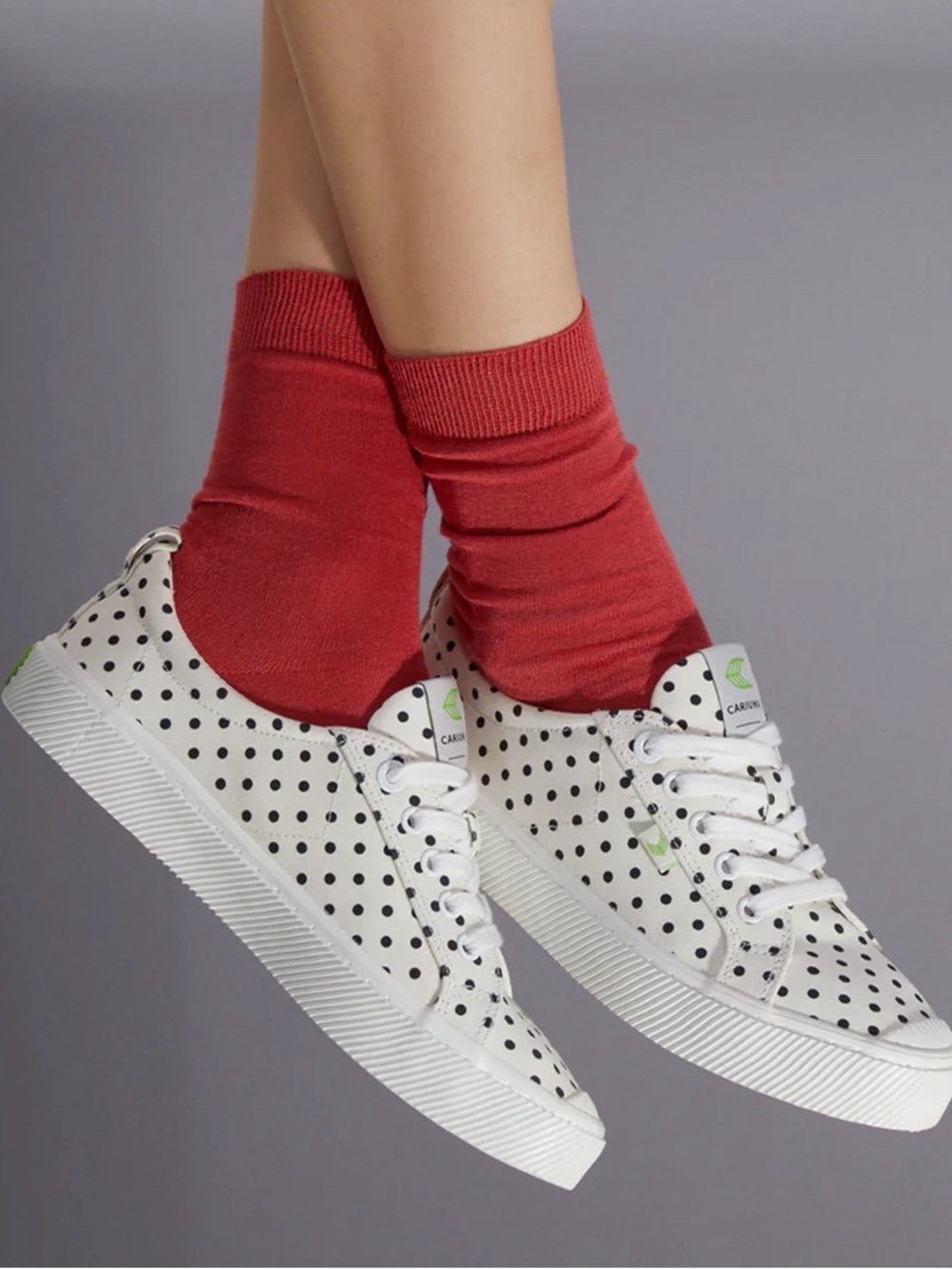 CARIUMA Woman White Polka Dot Canvas Sneaker US7.5 Sustainable Preppy Classic